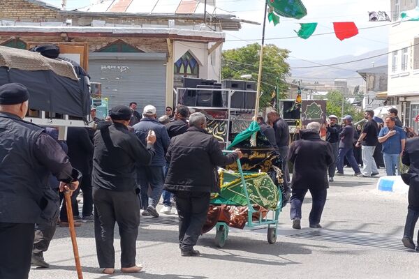 آیین عزاداری عاشورای حسینی در خوجین شهرستان خلخال