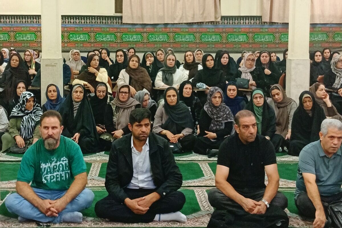 جلسه مشاوره خانواده ویژه اولیاء در هنرستان مجتمع فنی تهران بهارستان دو