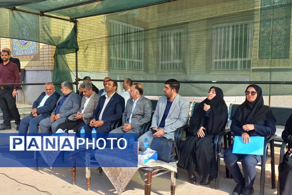 افتتاحیه المپیاد ورزشی درون‌مدرسه‌ای در دبیرستان منتصرین شاهد ورامین