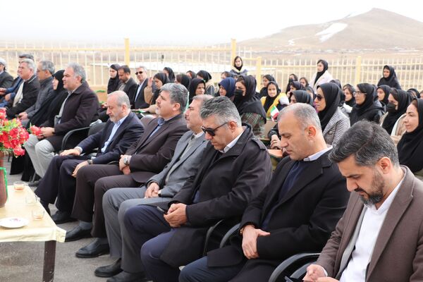 فجر خدمت در شهرستان قروه؛ بهره برداری و کلنگ زنی چندین پروژه عمرانی و آموزشی