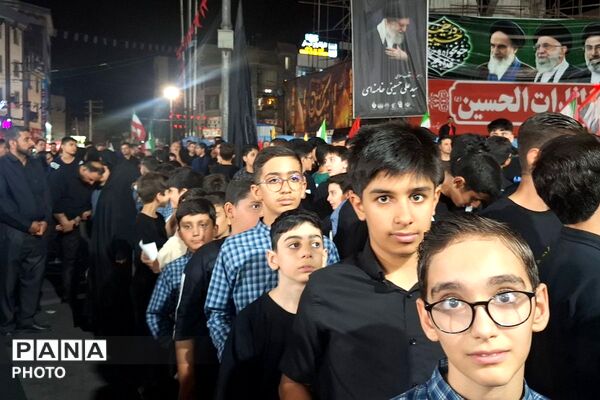  نجوای عشق در میدان قدس؛هم نوایی  دانش‌آموزان با «قاسم» 