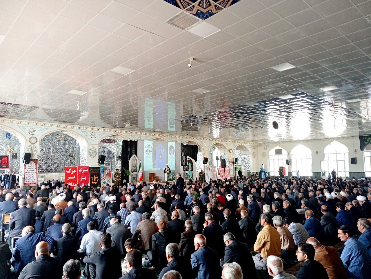 اولین نماز جمعه سال ۱۴۰۴ شهرستان کاشمر