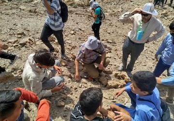 اردوی علمی-تفریحی فسیل شناسی دبیرستان نمونه دولتی دانش 