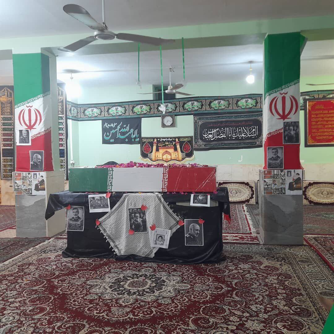 مراسم استقبال از شهید گمنام در روستای سرزه 
