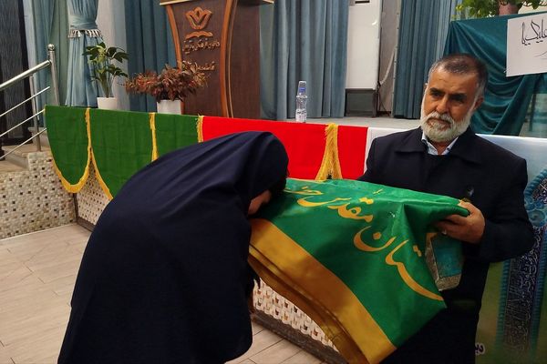 افتتاحیه طرح مصباح الهدی و جشن میلاد حضرت زینب(س) دبیرستان ریحانه النبی باقرشهر 