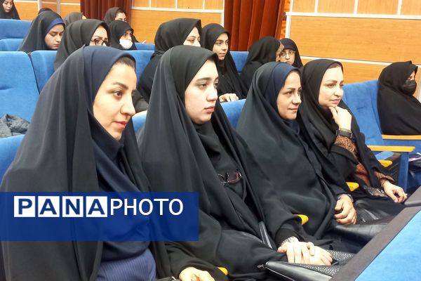 کارگاه مهارت افزایی و ترویج فرهنگ نماز ویژه معاونین پرورشی قرچک