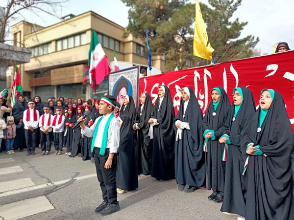 راهپیمایی یوم الله۲۲بهمن در شهرستان نیشابور 
