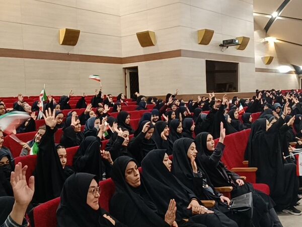 برگزاری اختتامیه دهمین دوره جشنواره فرهنگی هنری یاران شیدایی