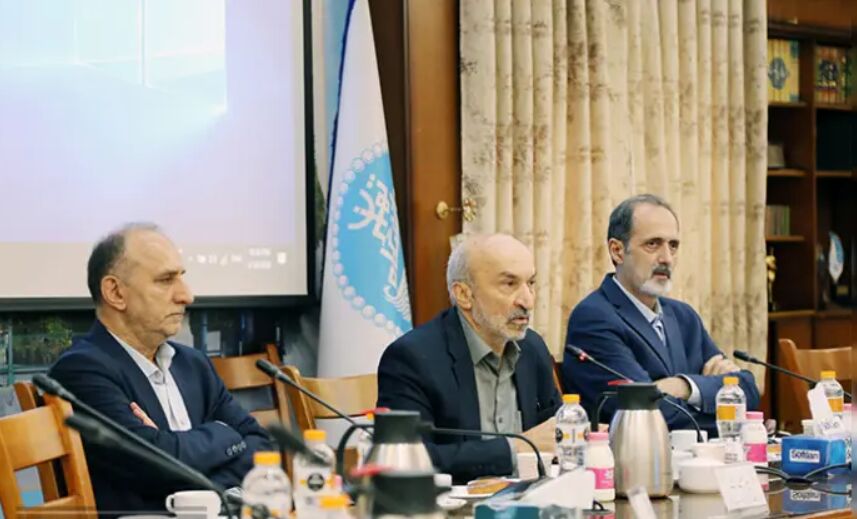 آغاز فصل جدید تحول در دانشگاه تهران؛ از هوشمندسازی فرآیندها تا ارتقای رتبه‌های بین‌المللی / سال تحصیلی آینده، سال تحول ساختاری و هوشمندسازی دانشگاه خواهد بود 