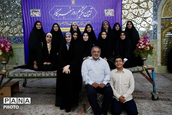 آیین غبارروبی حرم حضرت معصومه(س) با حضور اصحاب رسانه