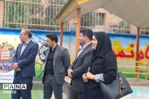 افتتاح کانون‌های ورزشی دانش‌آموزی در مدرسه شاهد خاتم‌الانبیا(ص) قرچک با اجرای طرح «پهلوان سعید»