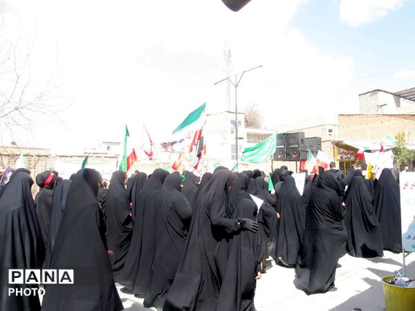 دسته عزاداری اربعین شهادت رهبر معظم انقلاب و دانش‌آموزان شهید میناب در شهرکیان