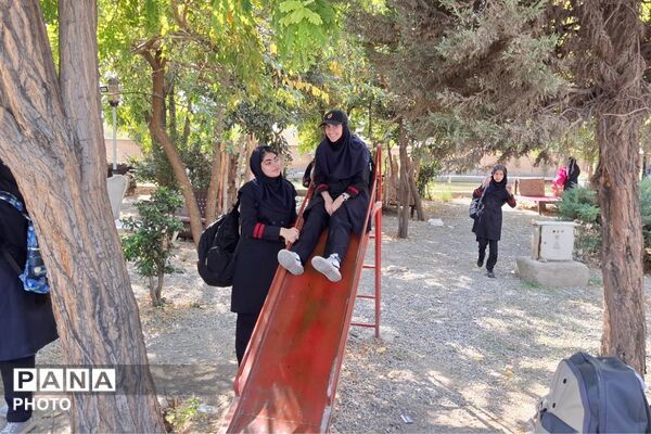  اردوی تفریحی دانش‌آموزان هیات امنایی فرزانگان در دهکده تفریحی
