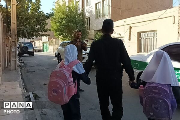 مدرسه سیدمهدی موجانی میزبان فرزندان شهید کریم نجف قلی زاده