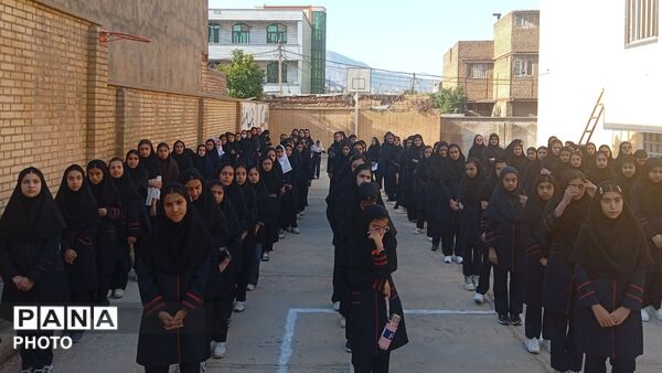 مانور بازگشایی در مدرسه مکتب الزهرا معمولان