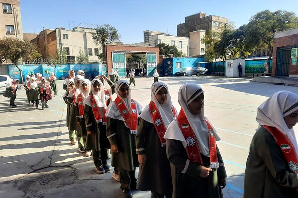 برگزاری انتخابات شورای دانش آموزی در مدارس ناحیه دو شهرری 