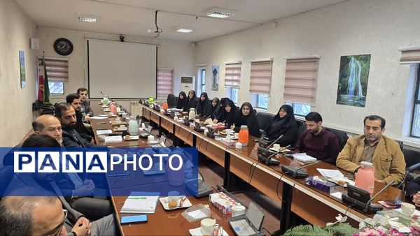 نشست هم‌اندیشی دبیران کانون‌های فرهنگی و انجمن‌های علمی پردیس آیت الله خامنه‌ای گرگان