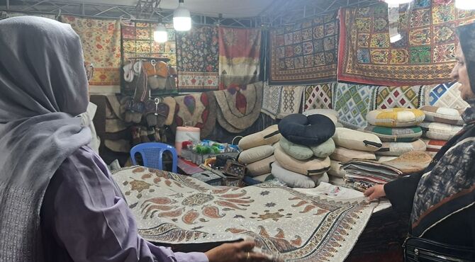 جشنواره گلاب‌گیری و صنایع دستی، جلوه‌ای از فرهنگ و اقتصاد کرج است