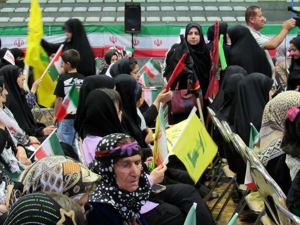 وحدت اهل تسنن و تشیع در اجتماع عظیم زینبیون سنندج