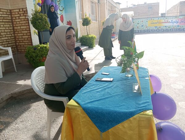 جشن شکوفه‌های دبستان ناهیدنخودی نیشابور