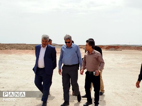 بازدید فرماندار  از شرکت زرین‌فلز کاشمر
