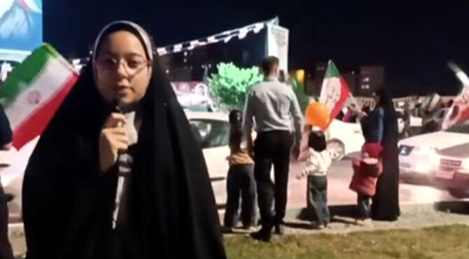 رژه موشکی در میدان امام حسین یزد