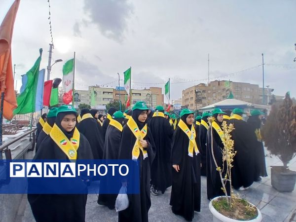 پیشتازان، ضربان پرشور ۲۲ بهمن شدند