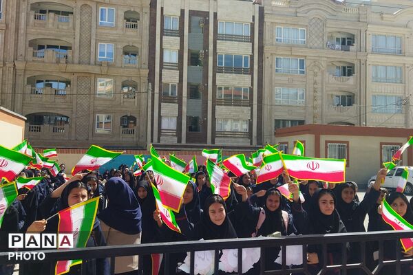 آغاز سال تحصیلی با شور و نشاط در مدرسه حسنا