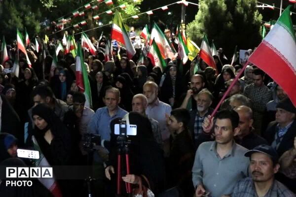 حضوری متفاوت در شبی به یادماندنی در سنگر خیابان