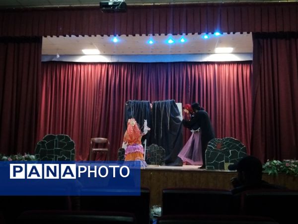 بازبینی هفتمین جشنواره تئاتر معلولین  منطقه  کویر در نیشابور