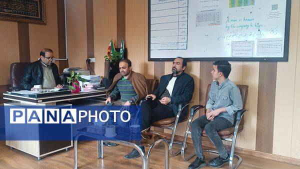  سومین جلسه شورای دانش‌آموزی دبیرستان شاهد ابوذر غفاری