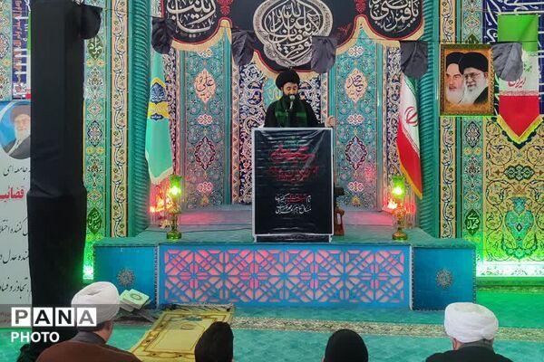 میثاق فیروزکوهی‌ها با راه شهیدان در حریم حسینی، لزوم ایستادگی بر مدار عدالت در مکتب عاشورا