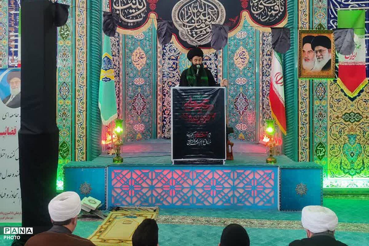 میثاق فیروزکوهی‌ها با راه شهیدان در حریم حسینی، لزوم ایستادگی بر مدار عدالت در مکتب عاشورا