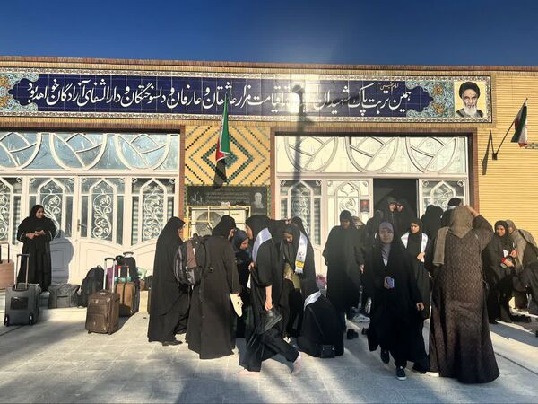 اعزام دختران لامرد به سرزمین نور