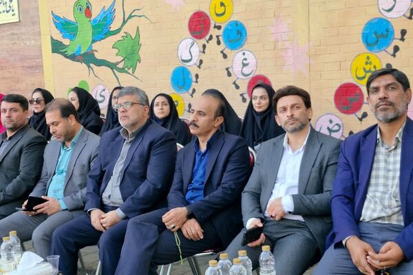 زنگ هفته سلامت روان در مدرسه کودک مسلمان قرچک به صدا در آمد