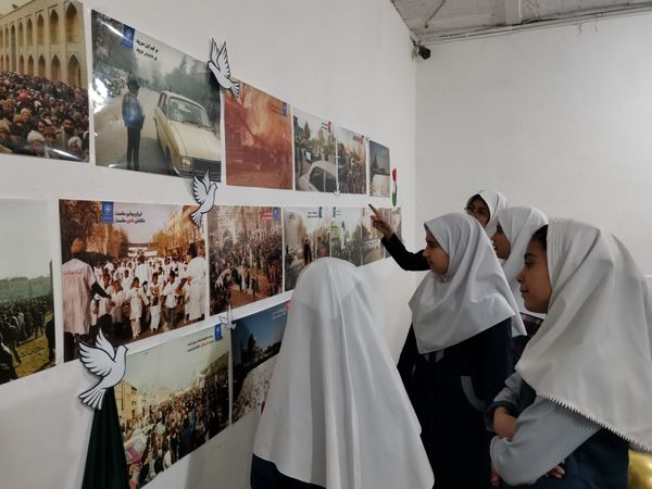 نمایشگاه عکس‌های مستند « دی۱۳۵۷ مشهد» 