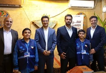 آیین «سخن دوسـت»