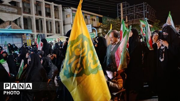 قاب‌هایی خاص از حضور افراد متنوع در تجمعات