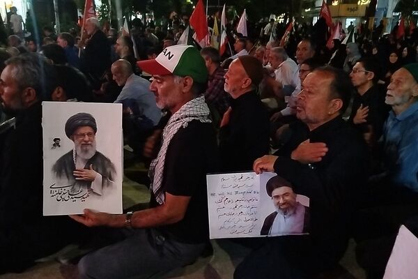 اجتماع عظیم عزاداران حسینیه امام نیشابور در سوگ رهبر انقلاب