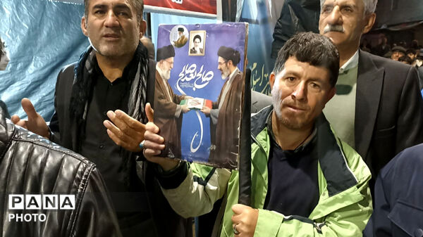 پنجاه و دوشب اقتدار،وفاداری وایستادگی