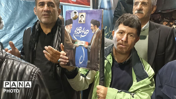 پنجاه و دوشب اقتدار،وفاداری وایستادگی