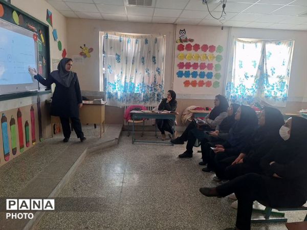  نشست تخصصی « توانا» و اصلاح الگوهای تدریس در شهرستان کلات