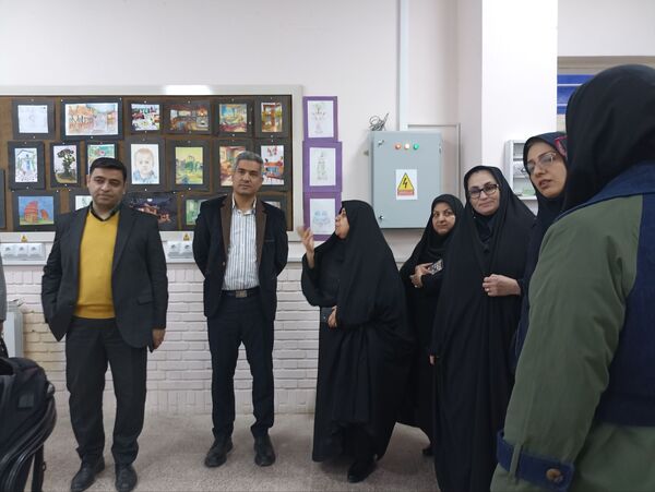 بازدید کارشناسان فحک از هنرستان فلسطین