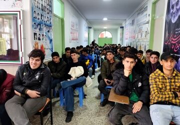 جشن عید مبعث در دبیرستان شاهد شهید بشارت