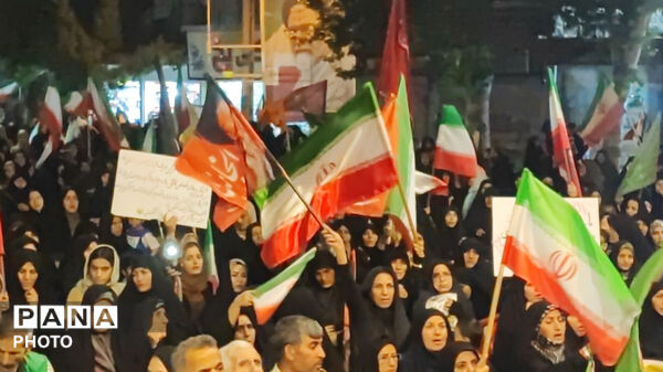 طنین دوباره فریاد مقاومت در کوهدشت؛ نود و سومین شبِ بیعت با ولایت