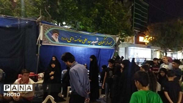 موکب جبهه فرهنگیان در دومین شب از ماه محرم ۱۴۰۵