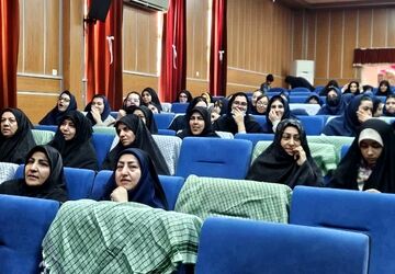 برگزاری همایش بزرگ نسل قله نشینان در قرچک