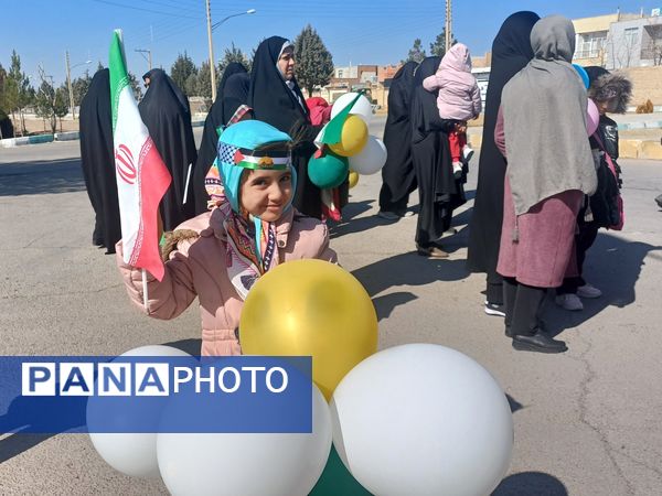 راهپیمایی باشکوه ۲۲ بهمن در شهرستان کوهپایه 