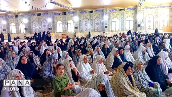 نماز جمعه عبادی و سیاسی در مصلی یاسوج
