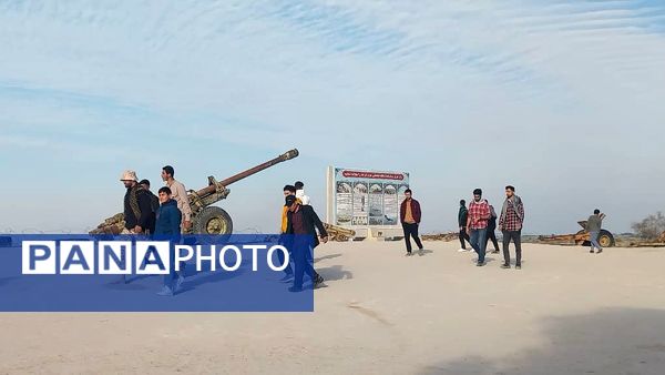 حضور عاشقان شهدا در کربلای ایران